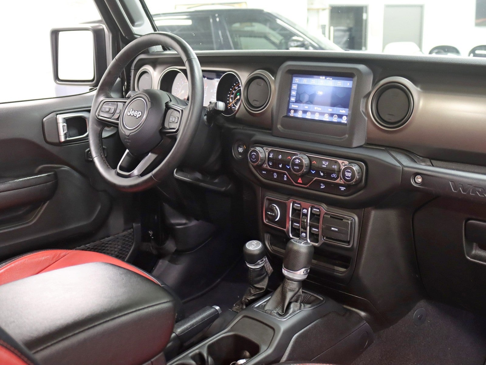 2019 Jeep Wrangler Unlimited Sport 1 Owner 46k Miles Auto Leather Hardtop Big wheels Loaded