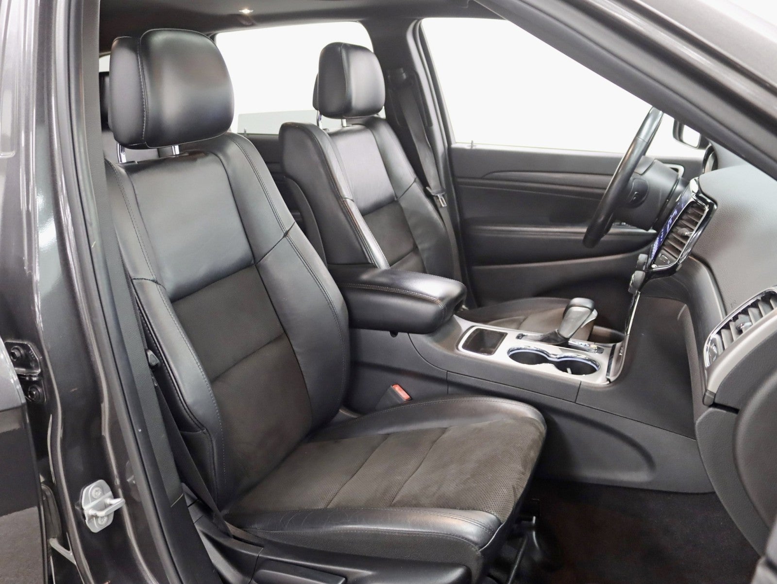 2019 Jeep Grand Cherokee Altitude 2 Owner Nav Back Up Camera Roof Leather Seats Loaded