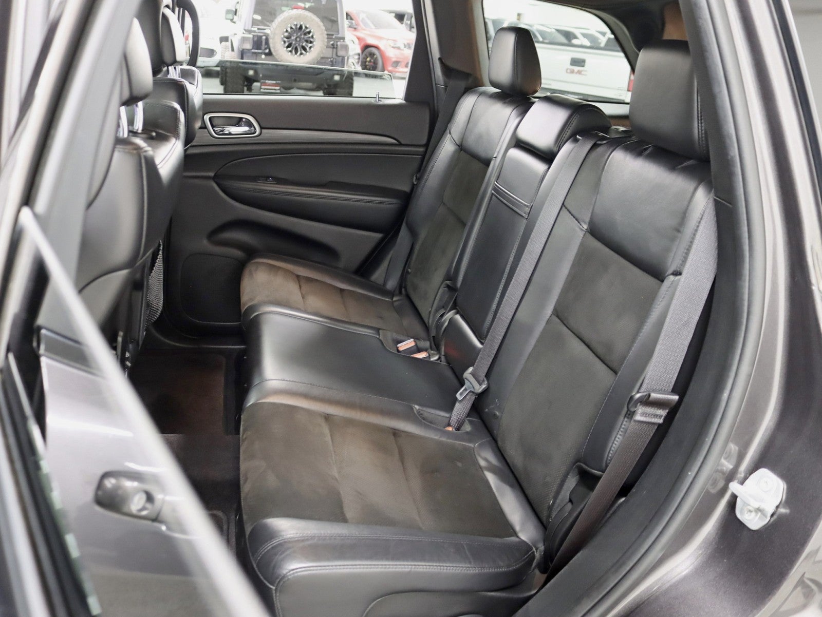 2019 Jeep Grand Cherokee Altitude 2 Owner Nav Back Up Camera Roof Leather Seats Loaded