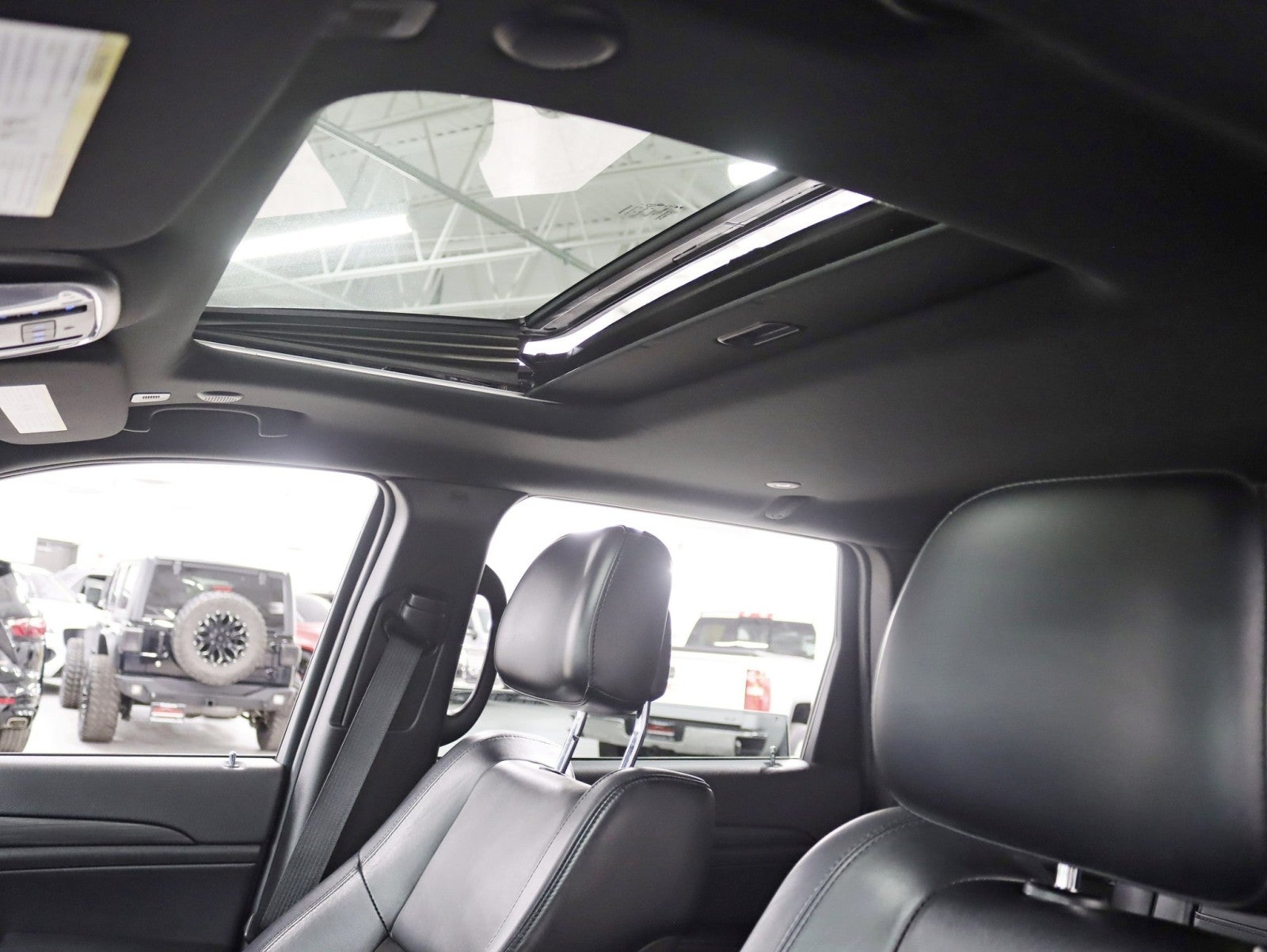 2019 Jeep Grand Cherokee Altitude 2 Owner Nav Back Up Camera Roof Leather Seats Loaded