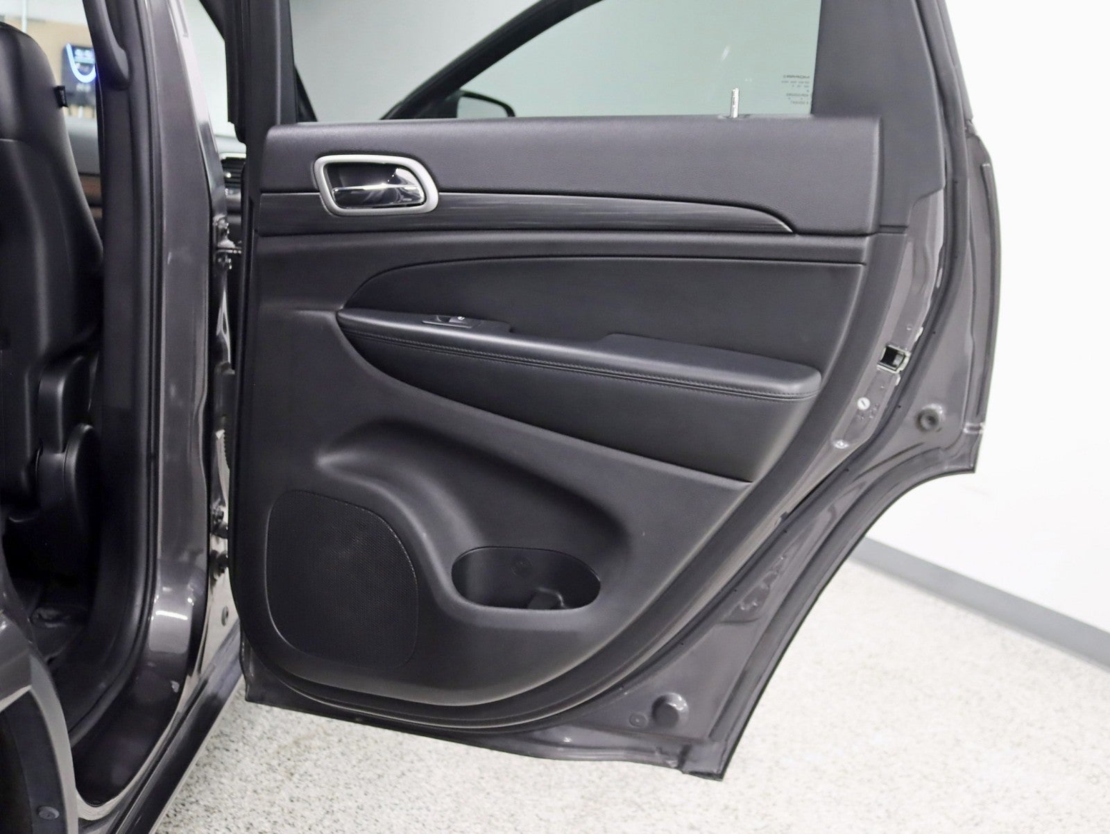 2019 Jeep Grand Cherokee Altitude 2 Owner Nav Back Up Camera Roof Leather Seats Loaded