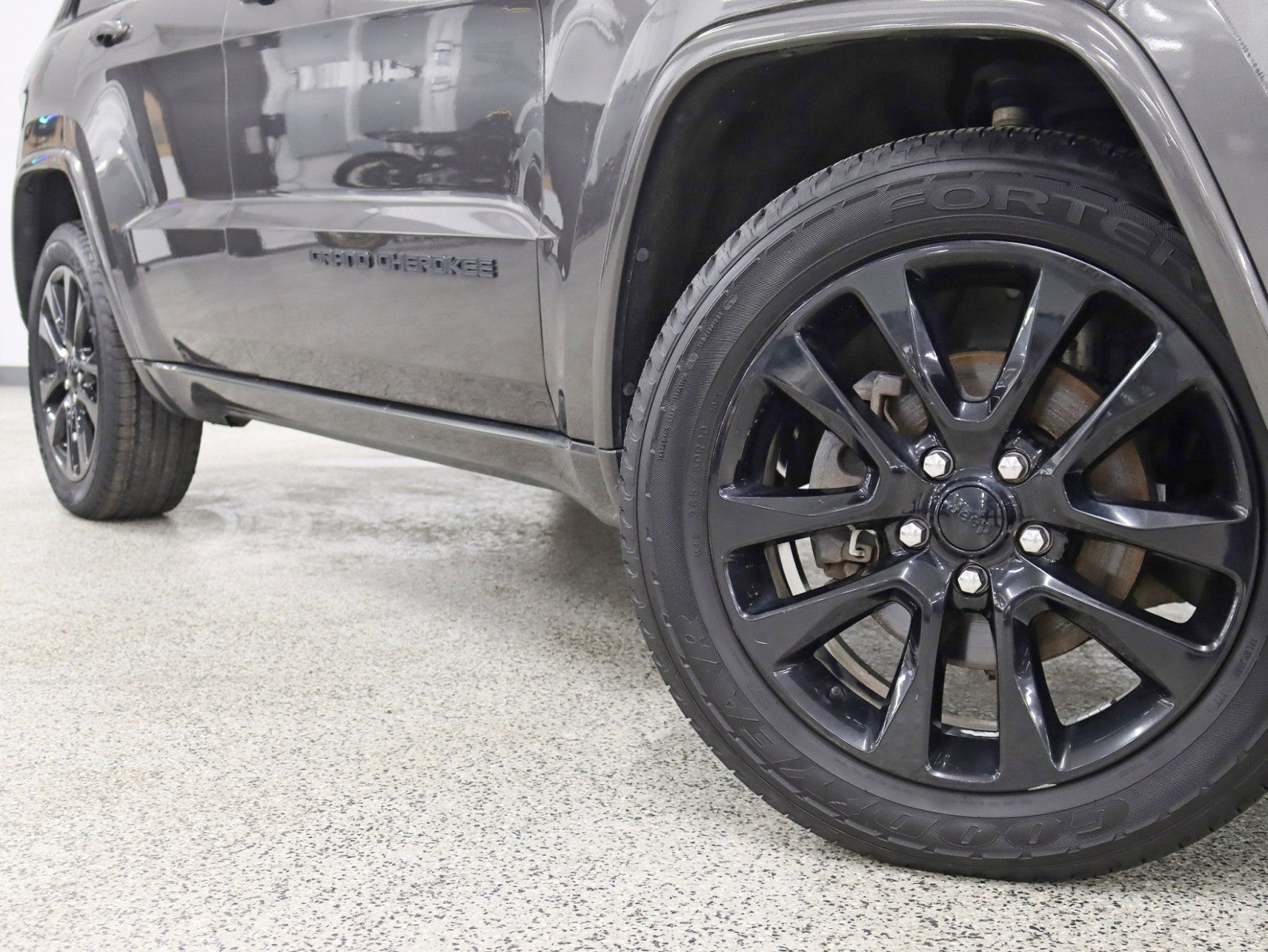 2019 Jeep Grand Cherokee Altitude 2 Owner Nav Back Up Camera Roof Leather Seats Loaded