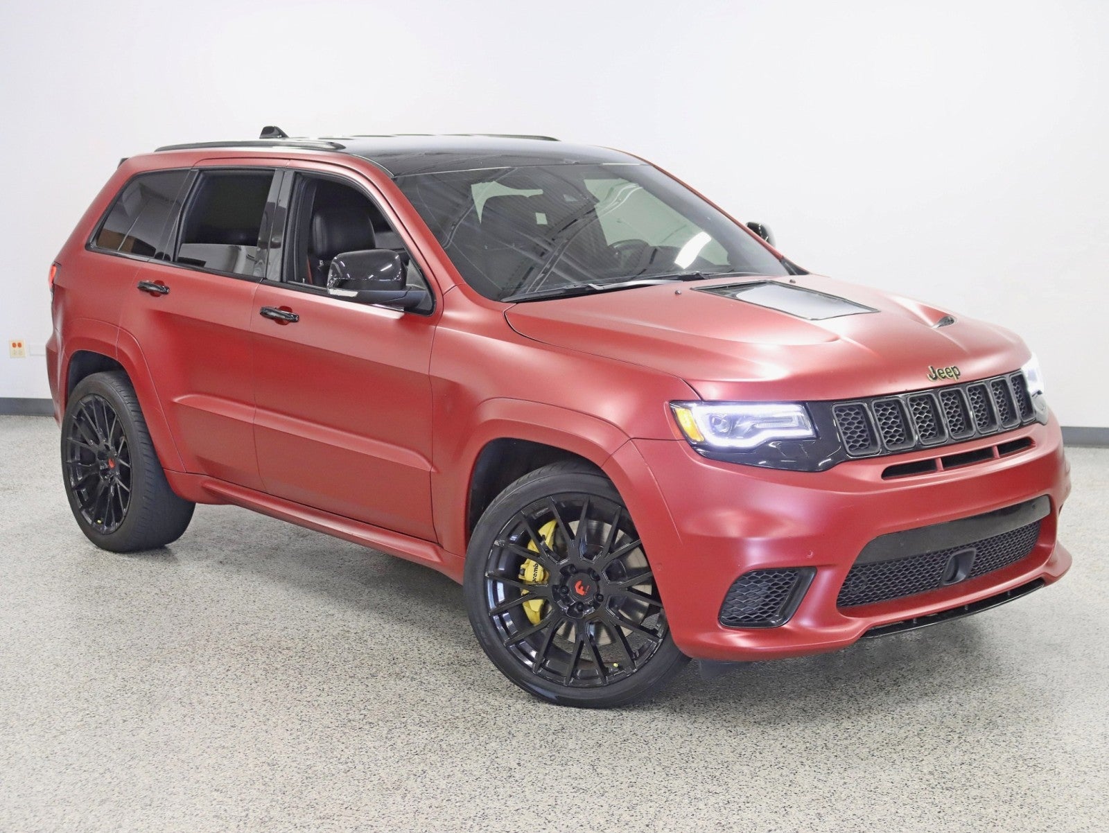 2021 Jeep Grand Cherokee Trackhawk 1 Owner Stage 1 Tune Wrapped Stars Forgiatos Leather Loaded