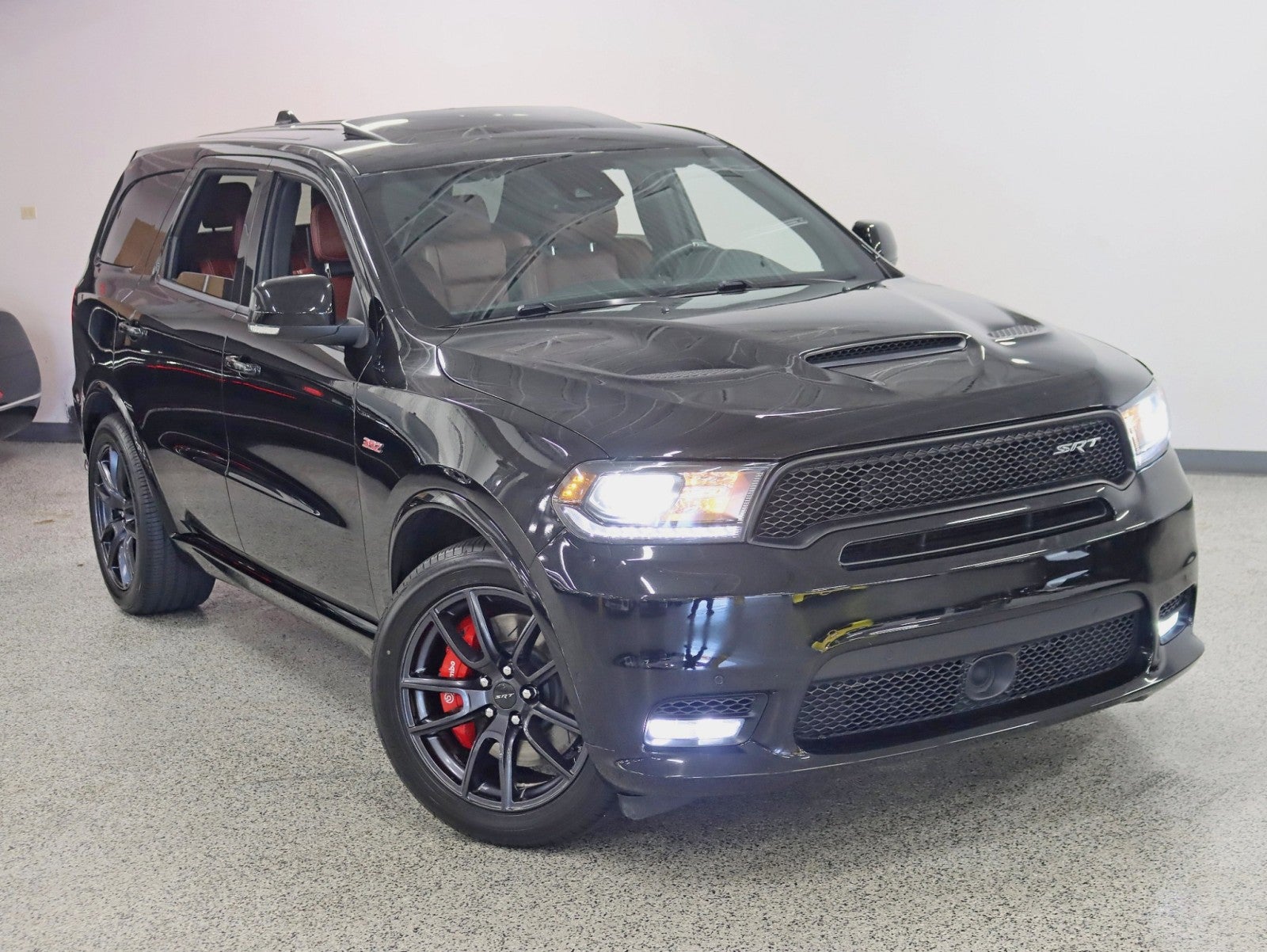 2018 Dodge Durango SRT 392 1 Owner Tech Pkg Roof Rear Entertainment Leather Buckets Loaded
