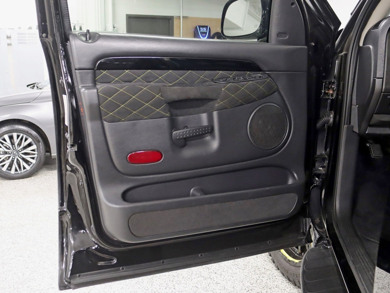 2005 Dodge Ram 1500 SLT Calling All Steeler Fans Fully Restored Celebrity Owned Custom Everything