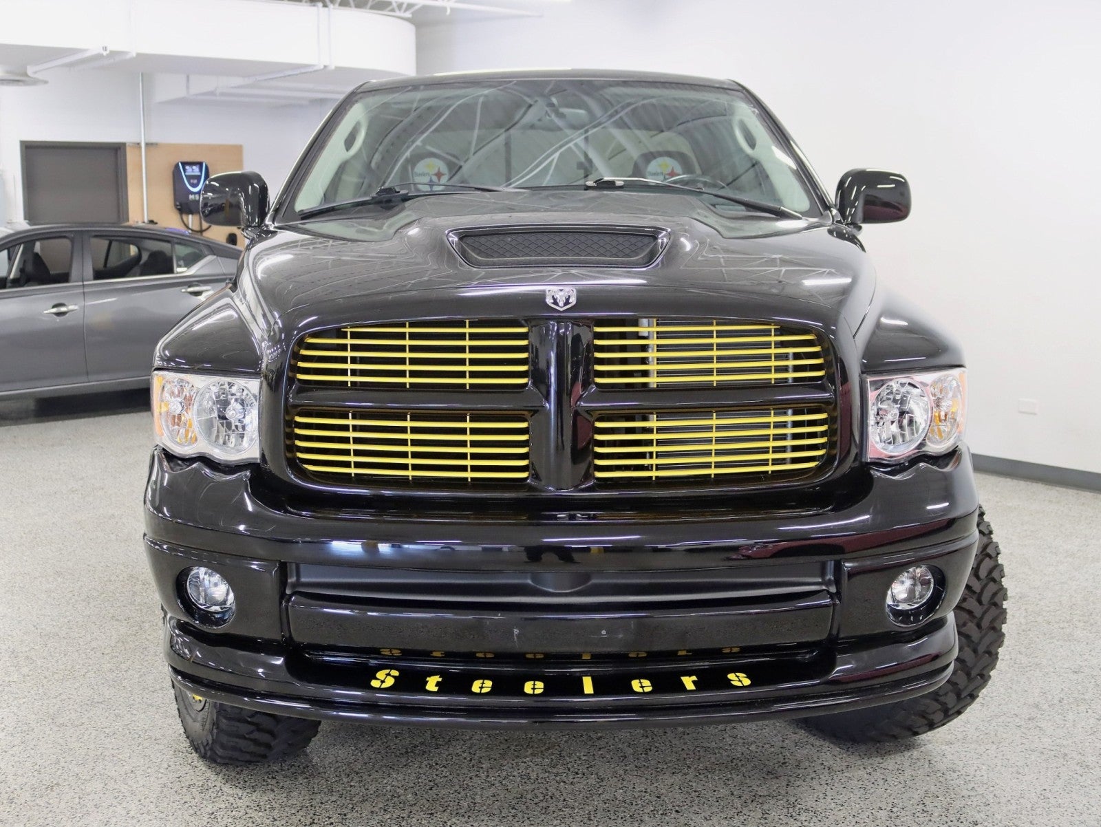 2005 Dodge Ram 1500 SLT Calling All Steeler Fans Fully Restored Celebrity Owned Custom Everything