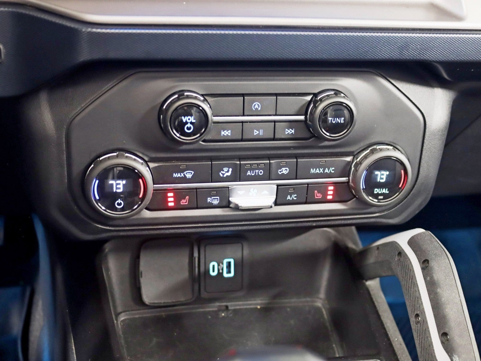 2021 Ford Bronco Outer Banks Sasquatch Pkg Leather Auto Nav Back Up camera Loaded