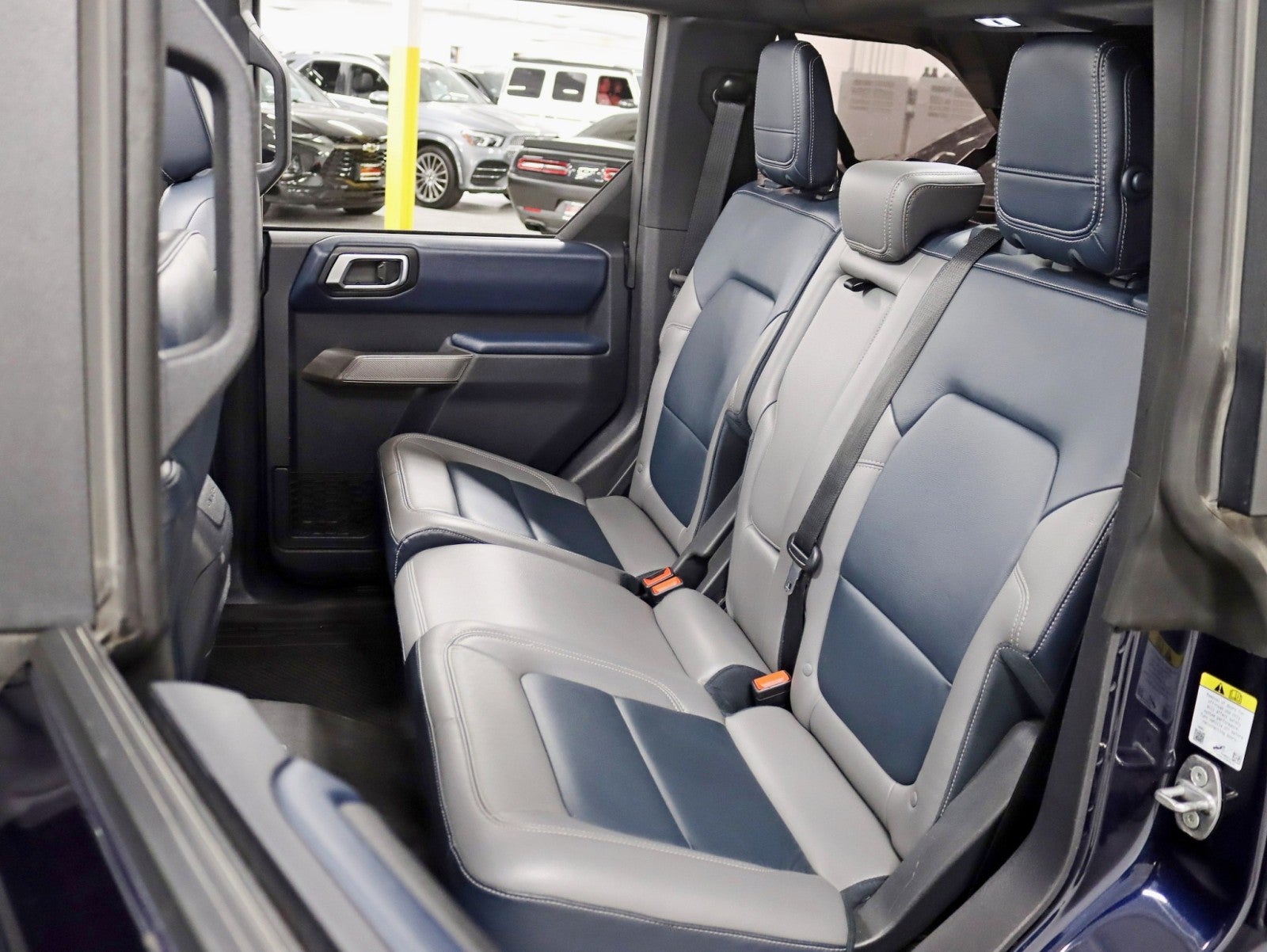 2021 Ford Bronco Outer Banks Sasquatch Pkg Leather Auto Nav Back Up camera Loaded