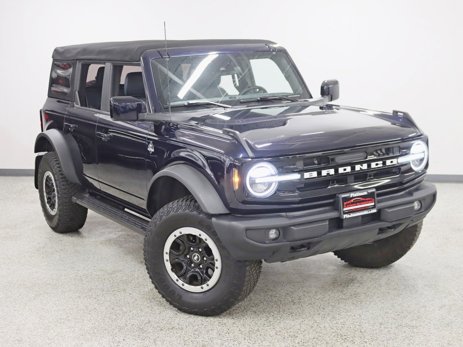 2021 Ford Bronco Outer Banks Sasquatch Pkg Leather Auto Nav Back Up camera Loaded