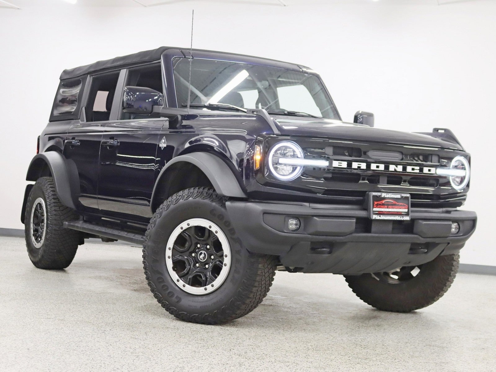2021 Ford Bronco Outer Banks Sasquatch Pkg Leather Auto Nav Back Up camera Loaded