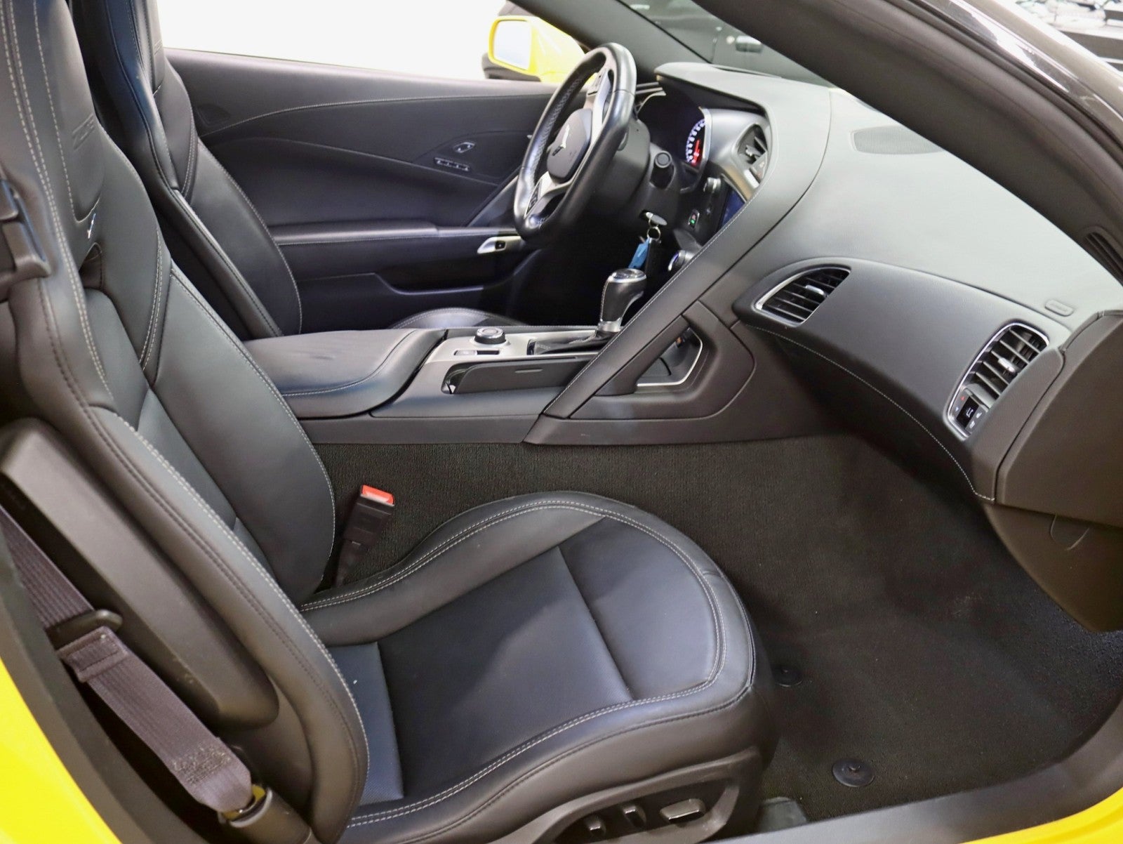 2015 Chevrolet Corvette Z06 2LZ Auto Nav Back Up Camera Performance Data & Video Remote Start Loaded