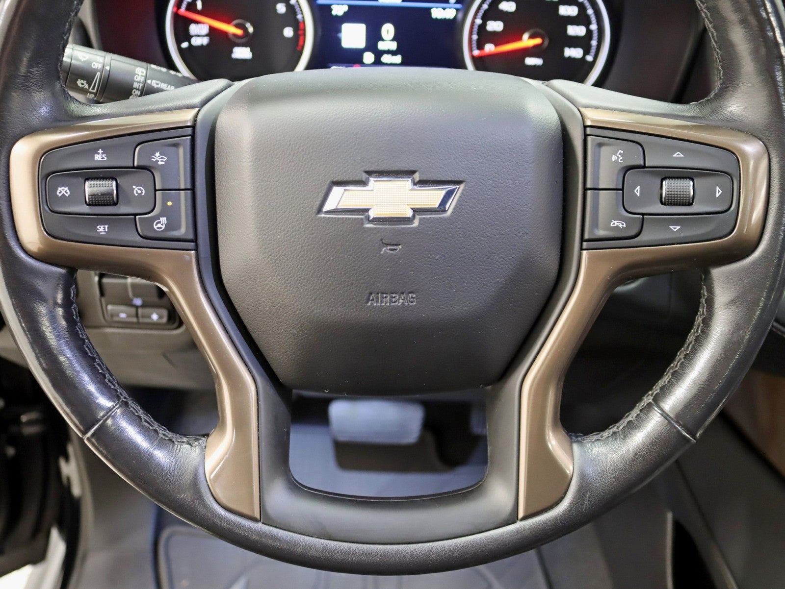 2021 Chevrolet Suburban High Country 1 Owner Premium Pkg Nav Back Up Camera Loaded