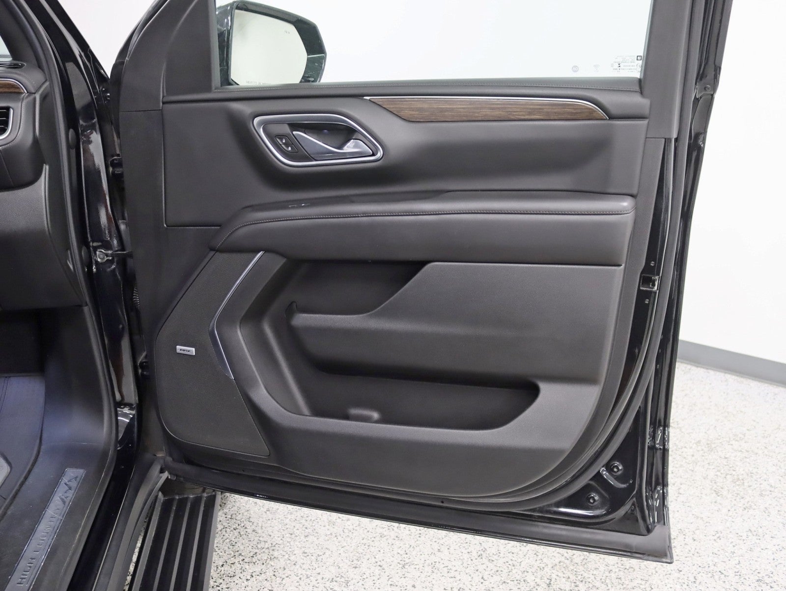 2021 Chevrolet Suburban High Country 1 Owner Premium Pkg Nav Back Up Camera Loaded