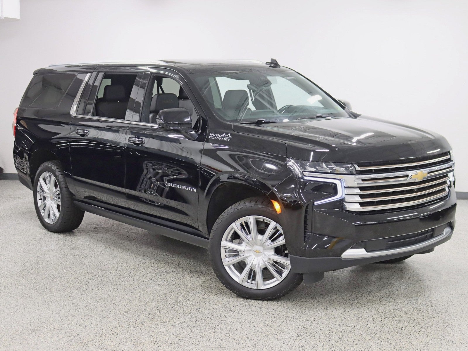 2021 Chevrolet Suburban High Country 1 Owner Premium Pkg Nav Back Up Camera Loaded