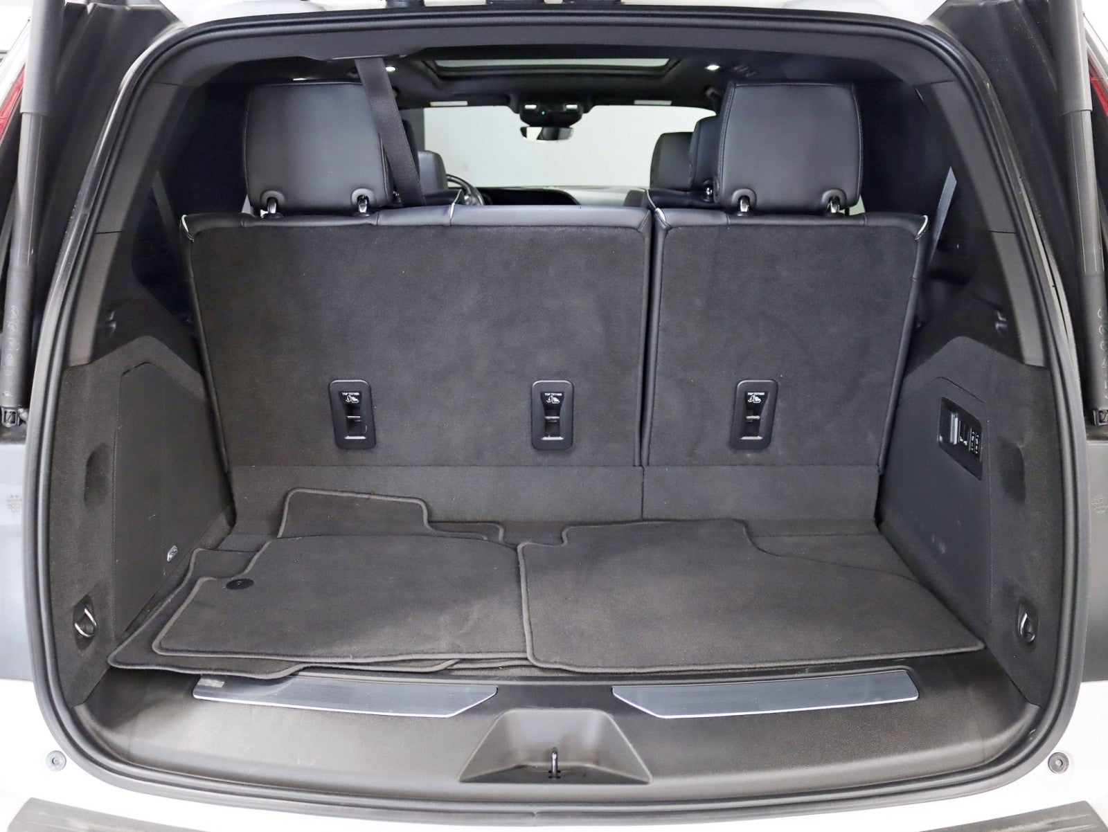 2022 Cadillac Escalade Sport