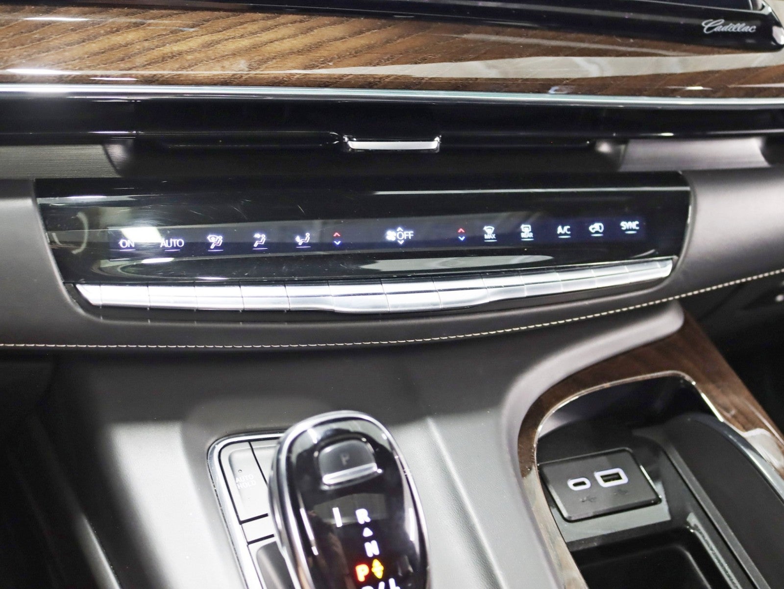 2023 Cadillac Escalade 4WD Sport Platinum 1 Owner Onyx Pkg Super Cruise Night Vision Power Boards MSRP Over $121k