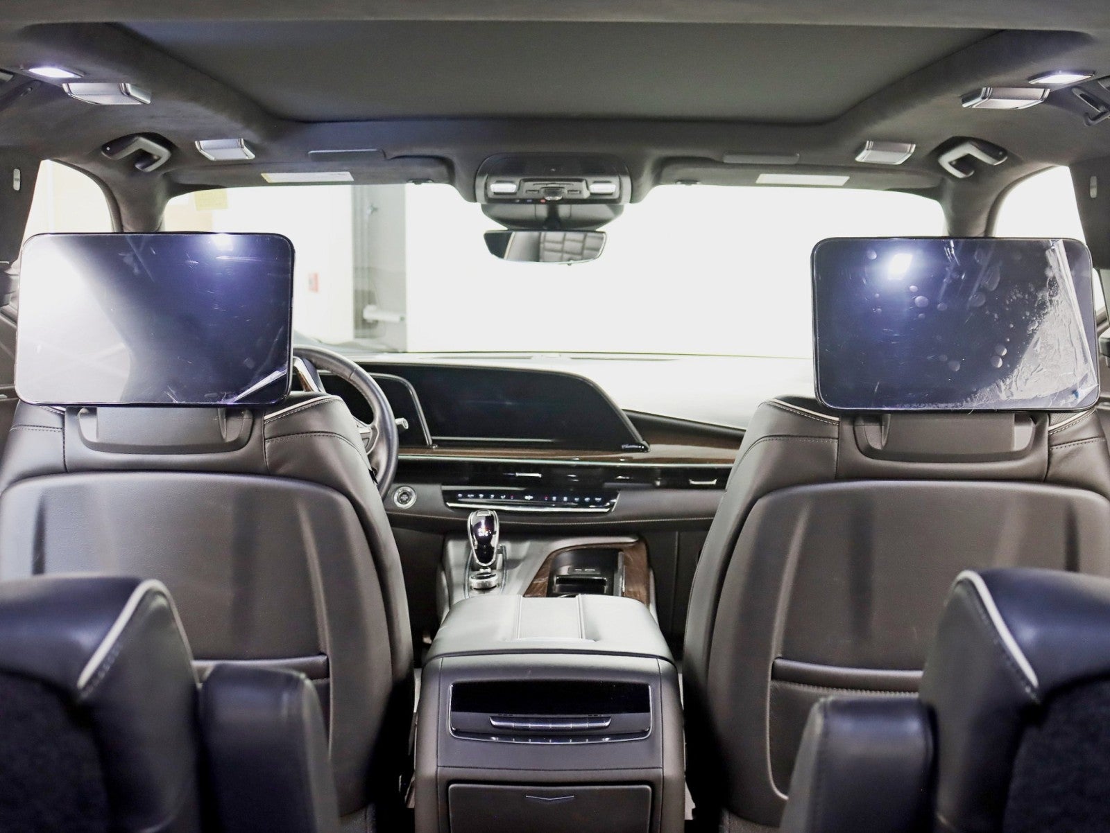 2023 Cadillac Escalade 4WD Sport Platinum 1 Owner Onyx Pkg Super Cruise Night Vision Power Boards MSRP Over $121k