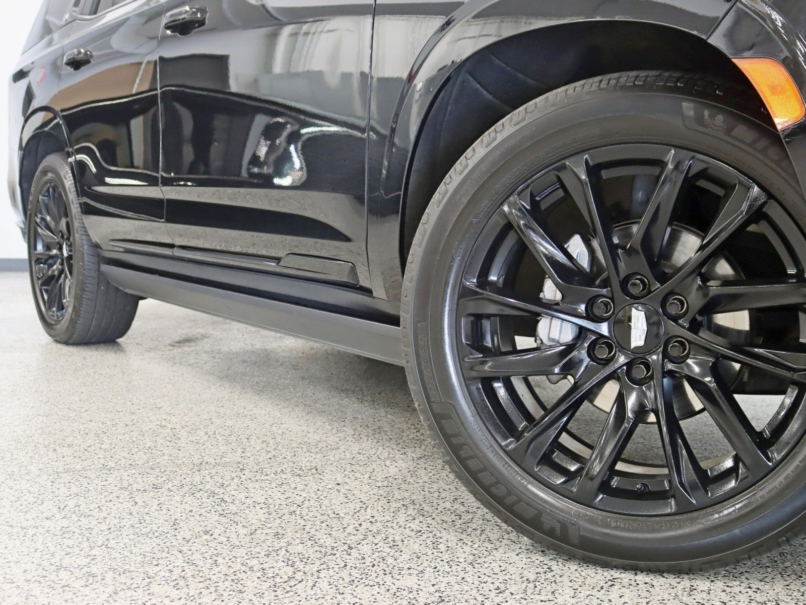 2023 Cadillac Escalade 4WD Sport Platinum 1 Owner Onyx Pkg Super Cruise Night Vision Power Boards MSRP Over $121k