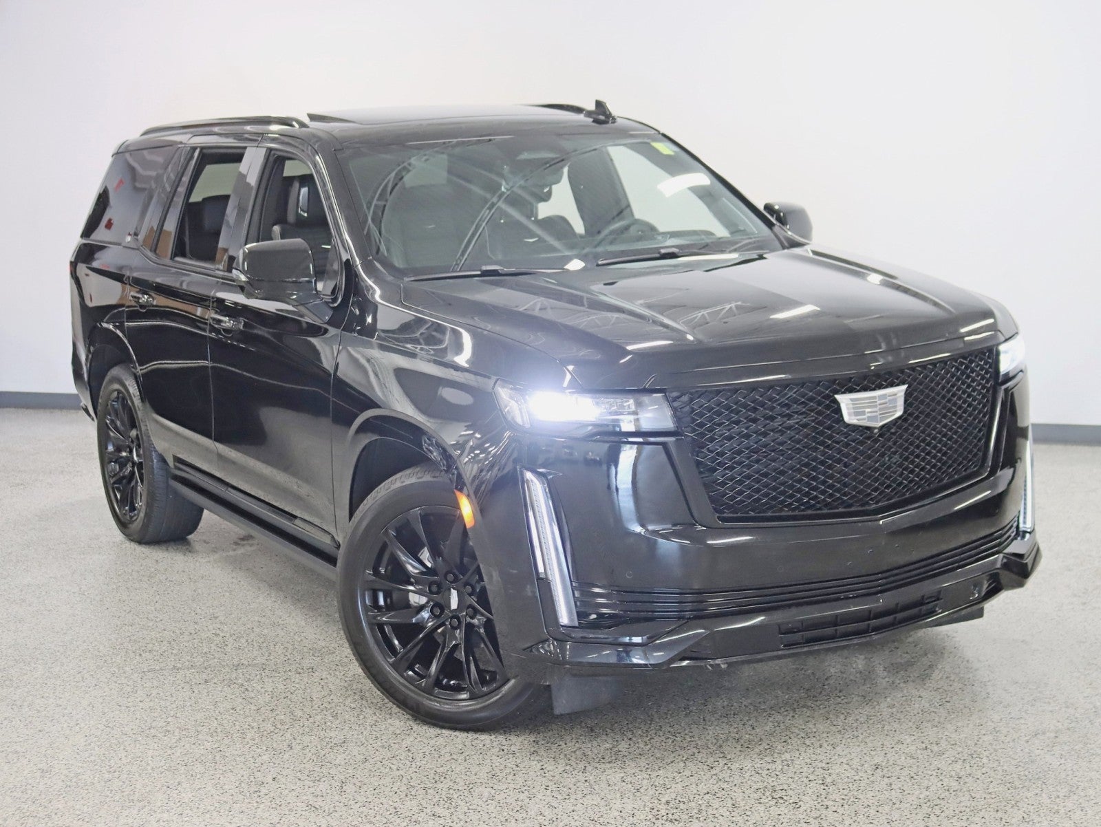 2023 Cadillac Escalade 4WD Sport Platinum 1 Owner Onyx Pkg Super Cruise Night Vision Power Boards MSRP Over $121k