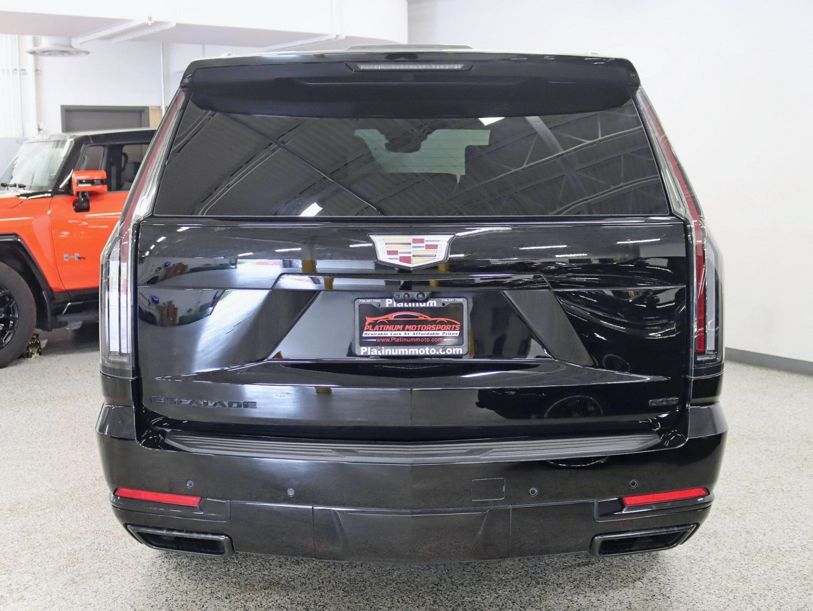2025 Cadillac Escalade 4WD Sport Platinum 1 Owner Onyx Pkg Bucket seats Rear Entertainment Power Boards MSRP Over $127k Fully Loaded