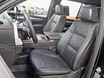 2025 Cadillac Escalade 4WD Sport Platinum 1 Owner Onyx Pkg Bucket seats Rear Entertainment Power Boards MSRP Over $127k Fully Loaded