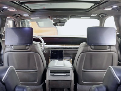 2025 Cadillac Escalade 4WD Sport Platinum 1 Owner Onyx Pkg Bucket seats Rear Entertainment Power Boards MSRP Over $127k Fully Loaded