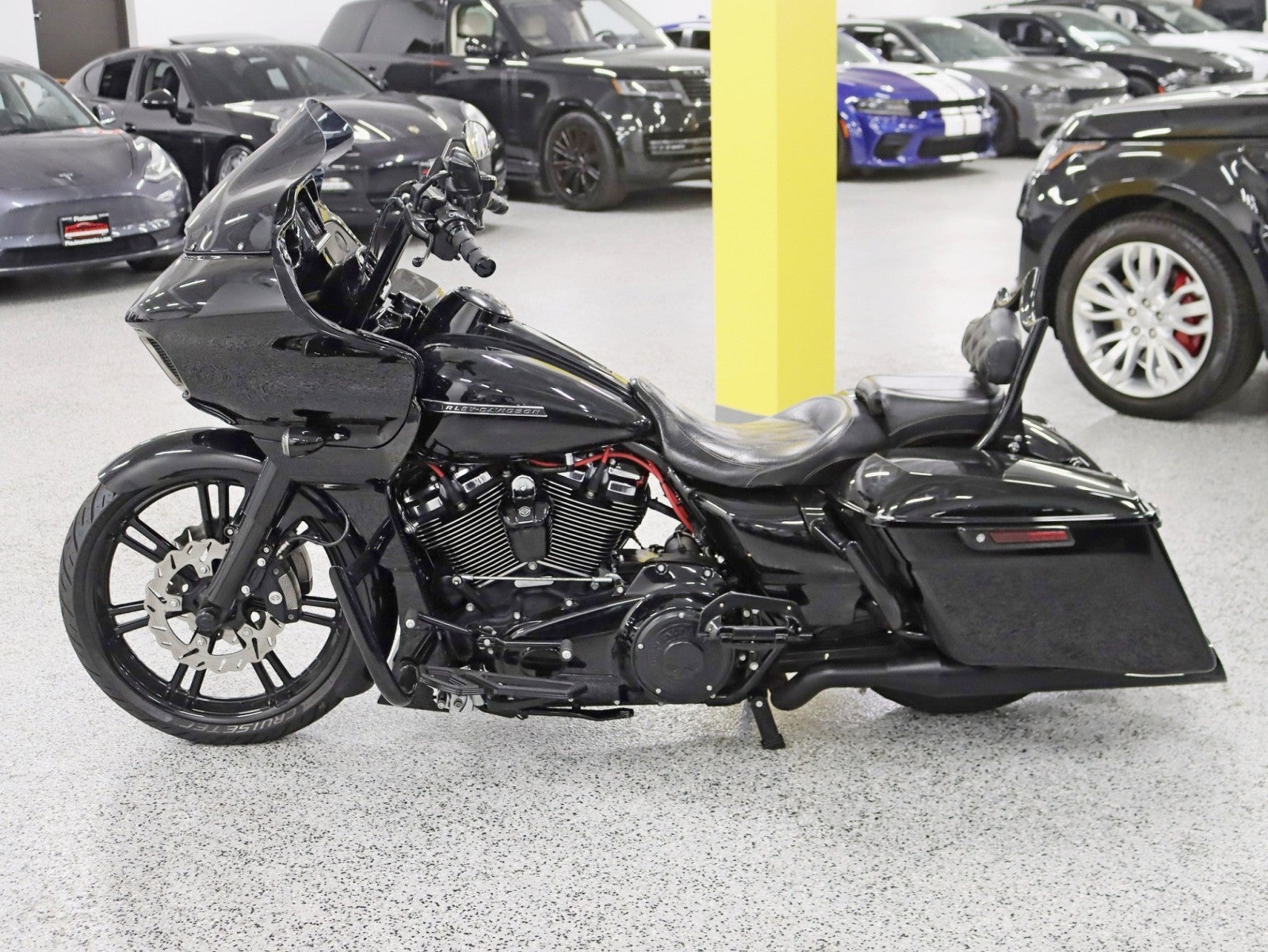 2018 Harley Davidson Touring Road Glide Special (FLTRXS)