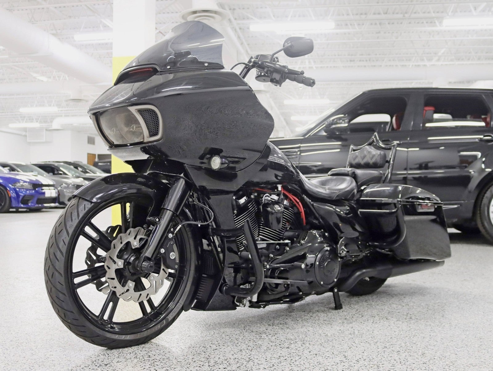 2018 Harley Davidson Touring Road Glide Special (FLTRXS)