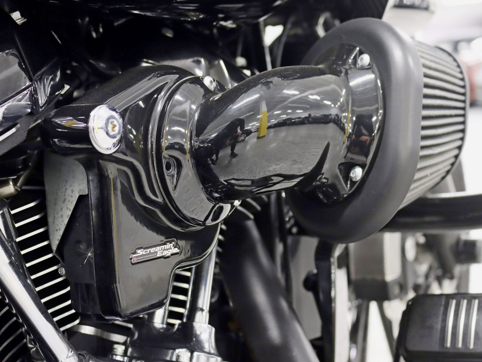 2018 Harley Davidson Touring Road Glide Special (FLTRXS)