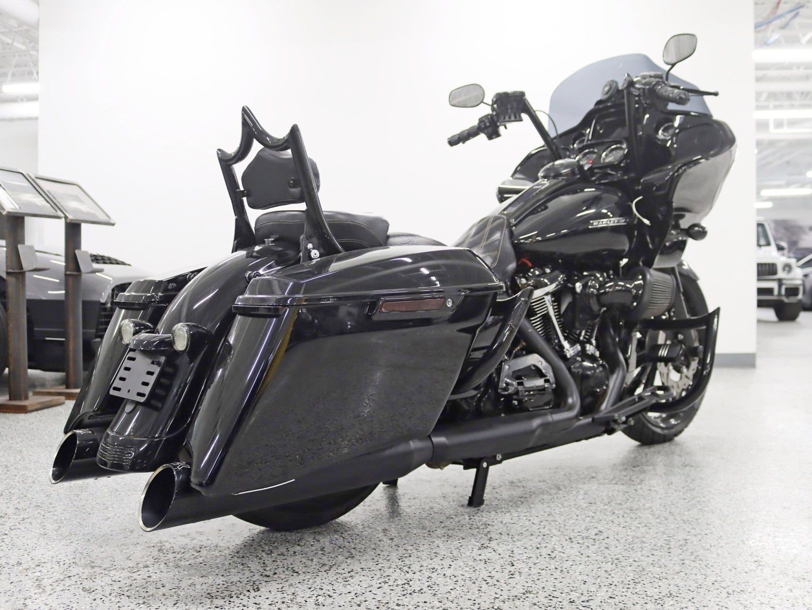 2018 Harley Davidson Touring Road Glide Special (FLTRXS)