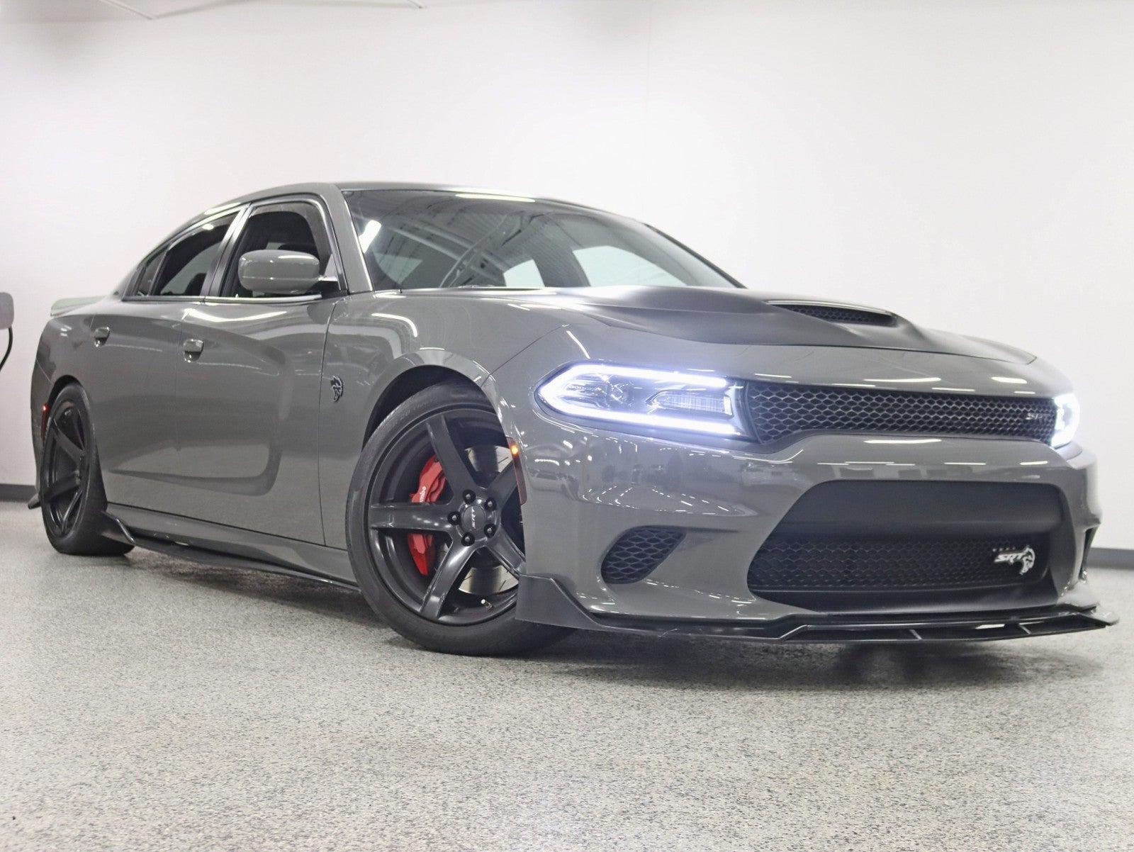 2017 Dodge Charger SRT Hellcat 2 Owner Lambo doors Air Lift suspension Ground Effects Loaded