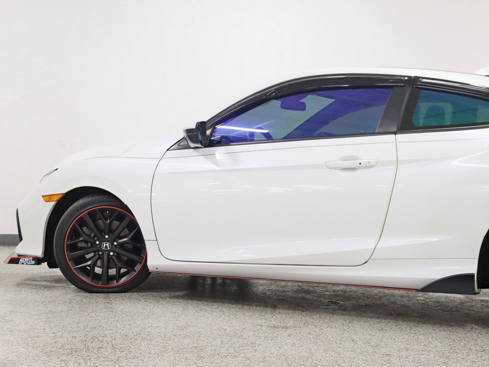 2020 Honda Civic Si Coupe Ground Effects Exhaust 6 speed Custom Seats Roof Back Up Camera Loaded