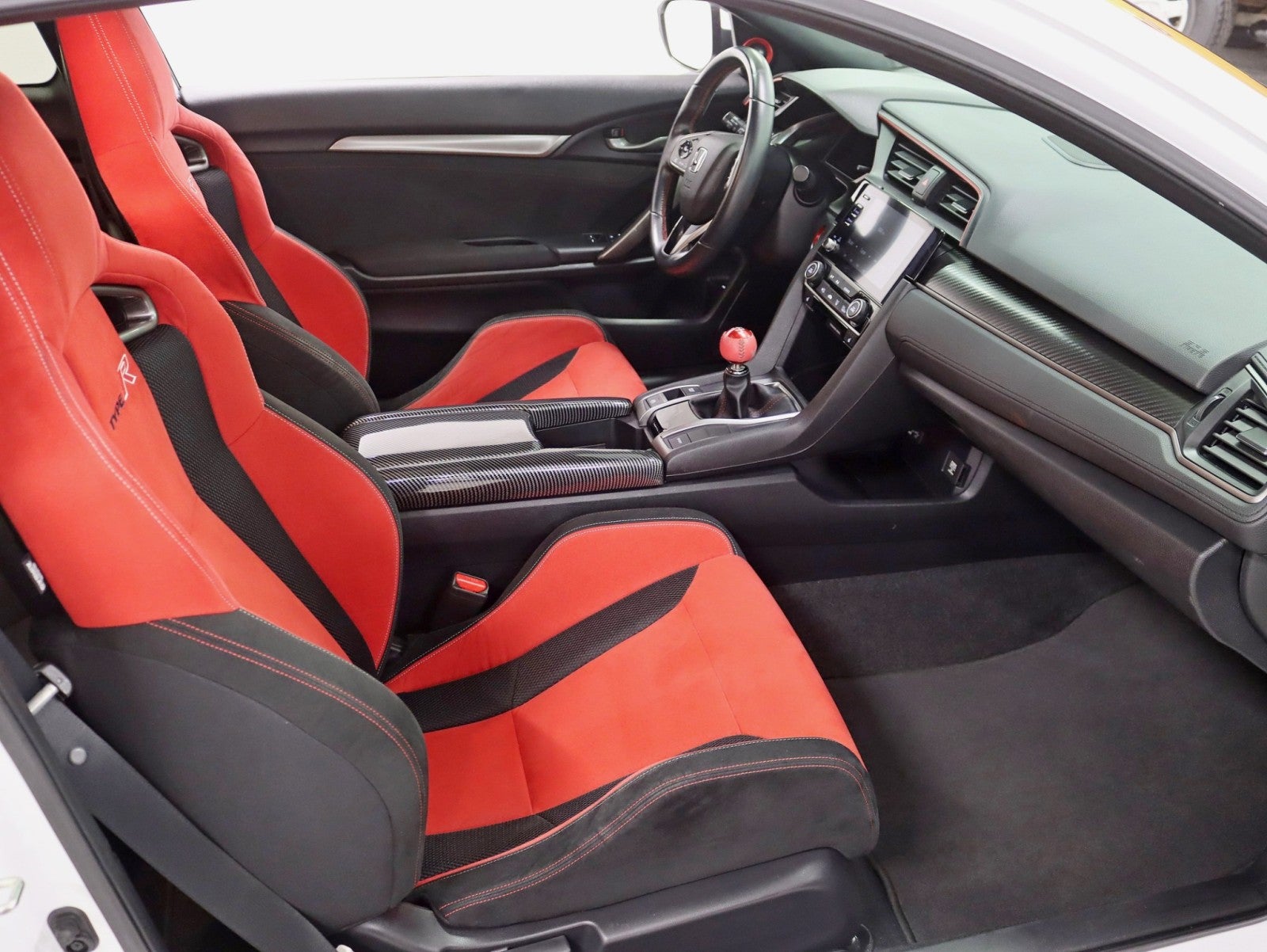 2020 Honda Civic Si Coupe Ground Effects Exhaust 6 speed Custom Seats Roof Back Up Camera Loaded