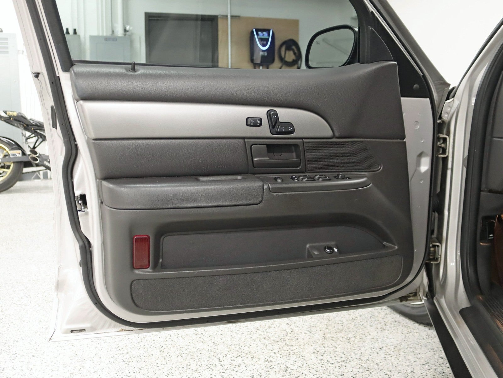 2004 Mercury Marauder Rare