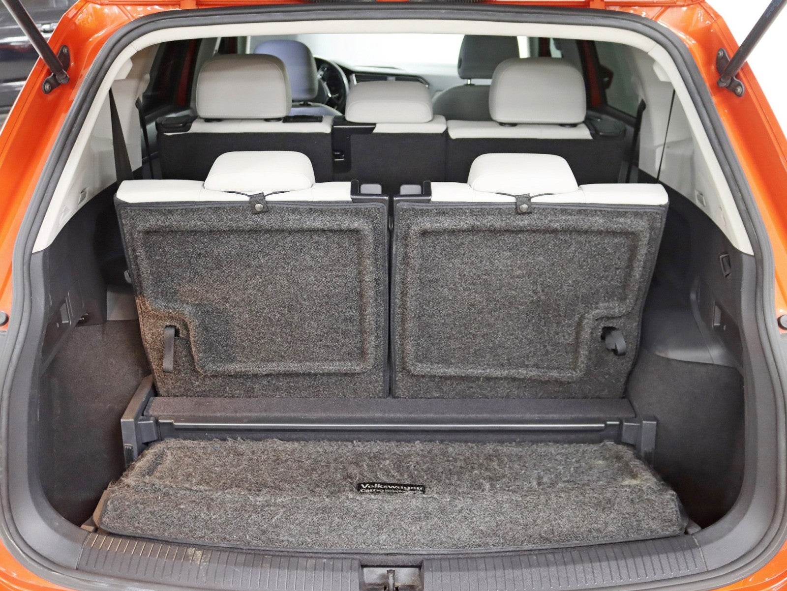 2018 Volkswagen Tiguan SE 7-Passenger Rear Camera Pano Roof