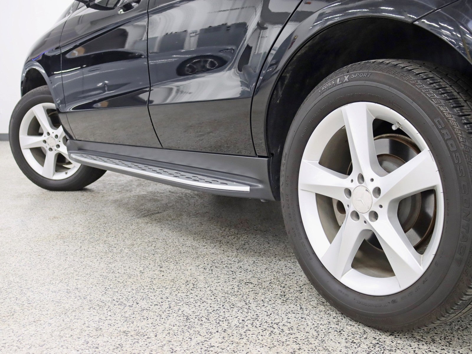 2016 Mercedes-Benz GLE 4MATIC® 2 Owner Premium Pkg Lane Tracking Pkg Nav Roof