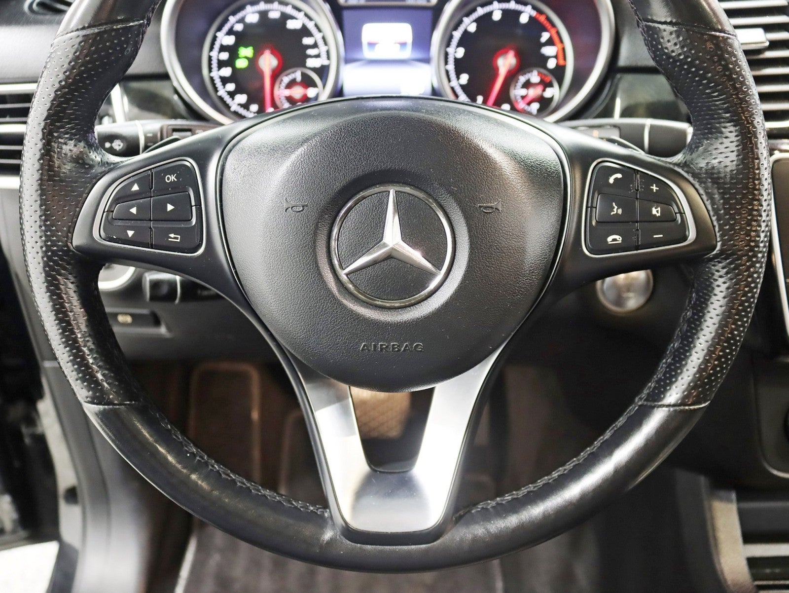 2016 Mercedes-Benz GLE 4MATIC® 2 Owner Premium Pkg Lane Tracking Pkg Nav Roof