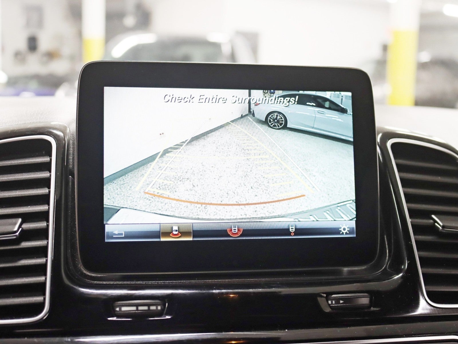 2016 Mercedes-Benz GLE 4MATIC® 2 Owner Premium Pkg Lane Tracking Pkg Nav Roof