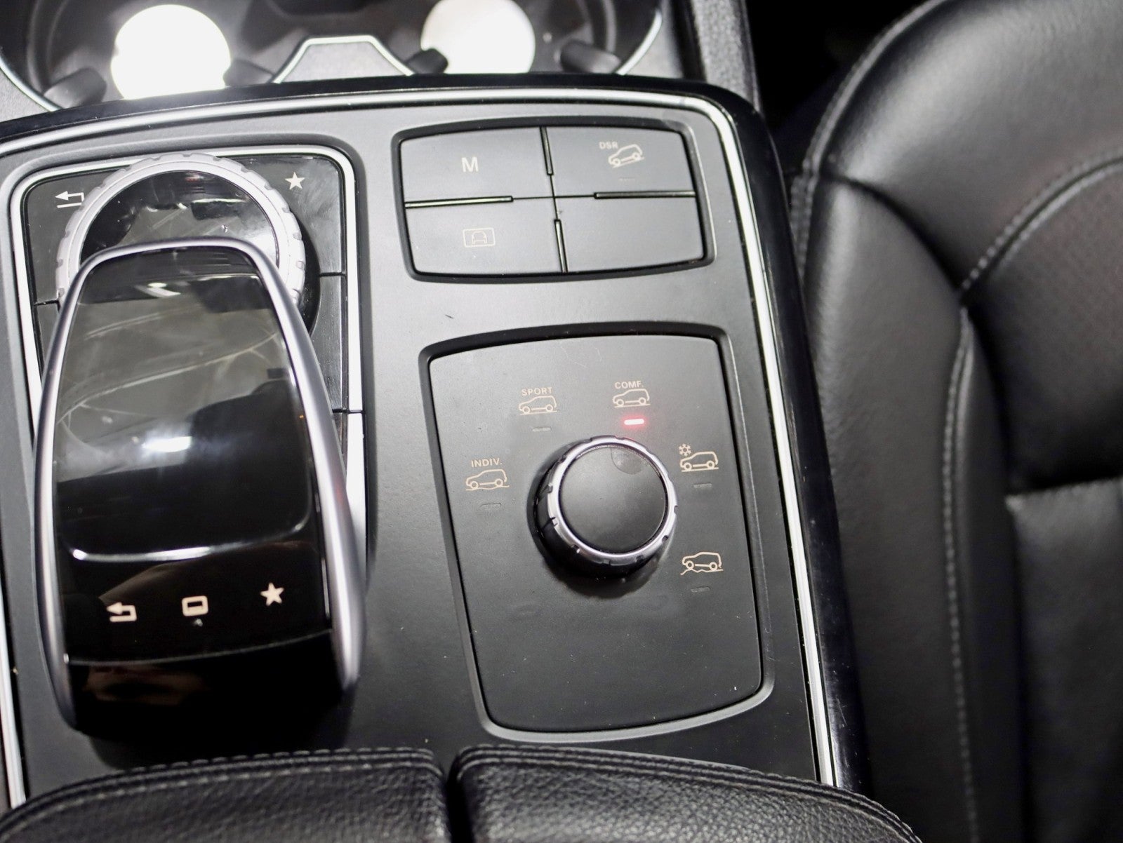 2016 Mercedes-Benz GLE 4MATIC® 2 Owner Premium Pkg Lane Tracking Pkg Nav Roof