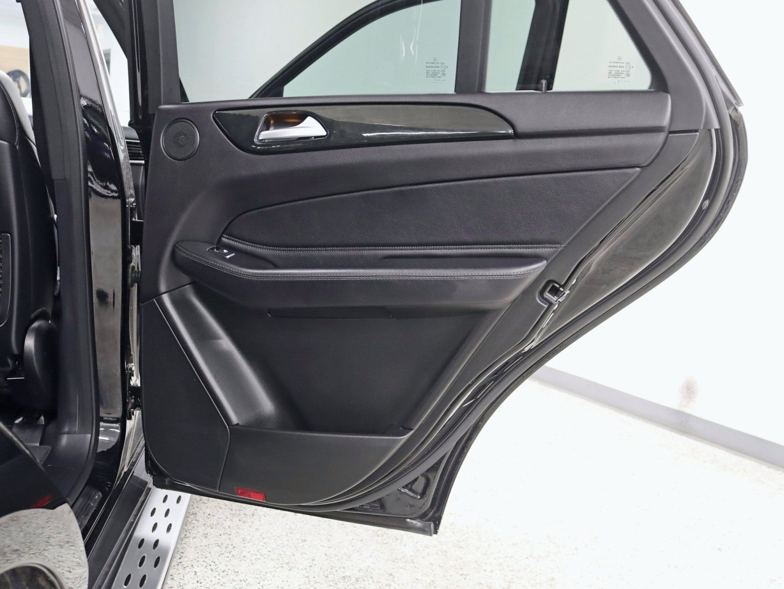 2016 Mercedes-Benz GLE 4MATIC® 2 Owner Premium Pkg Lane Tracking Pkg Nav Roof