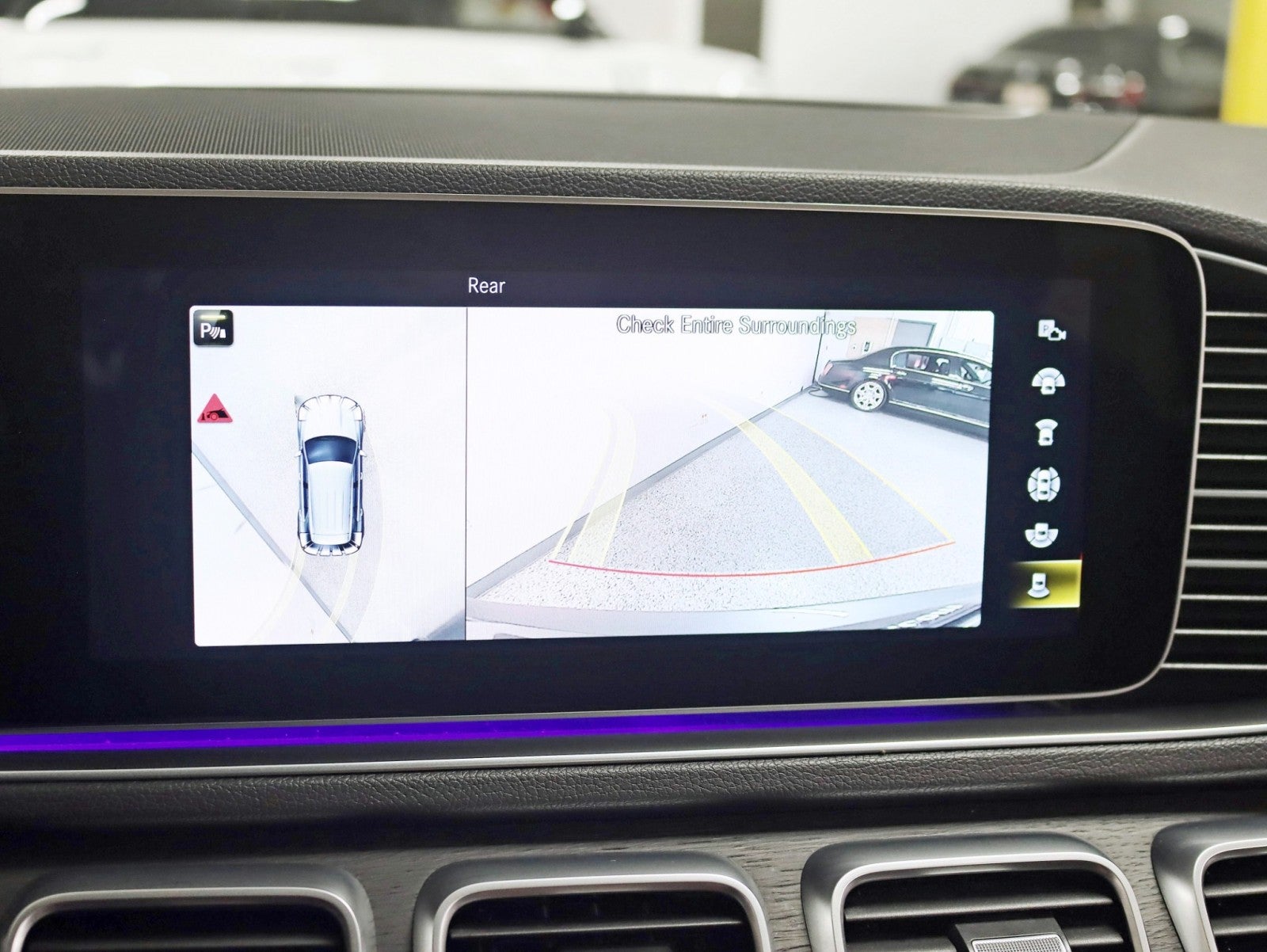 2021 Mercedes-Benz GLE 350 4MATIC® 2 Owner AMG® Line Premium Pkg Pano Running Boards Loaded