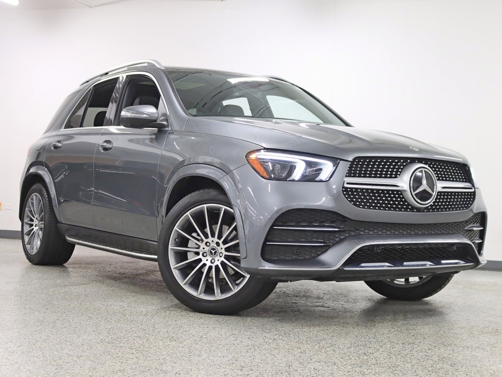 2021 Mercedes-Benz GLE 350 4MATIC® 2 Owner AMG® Line Premium Pkg Pano Running Boards Loaded