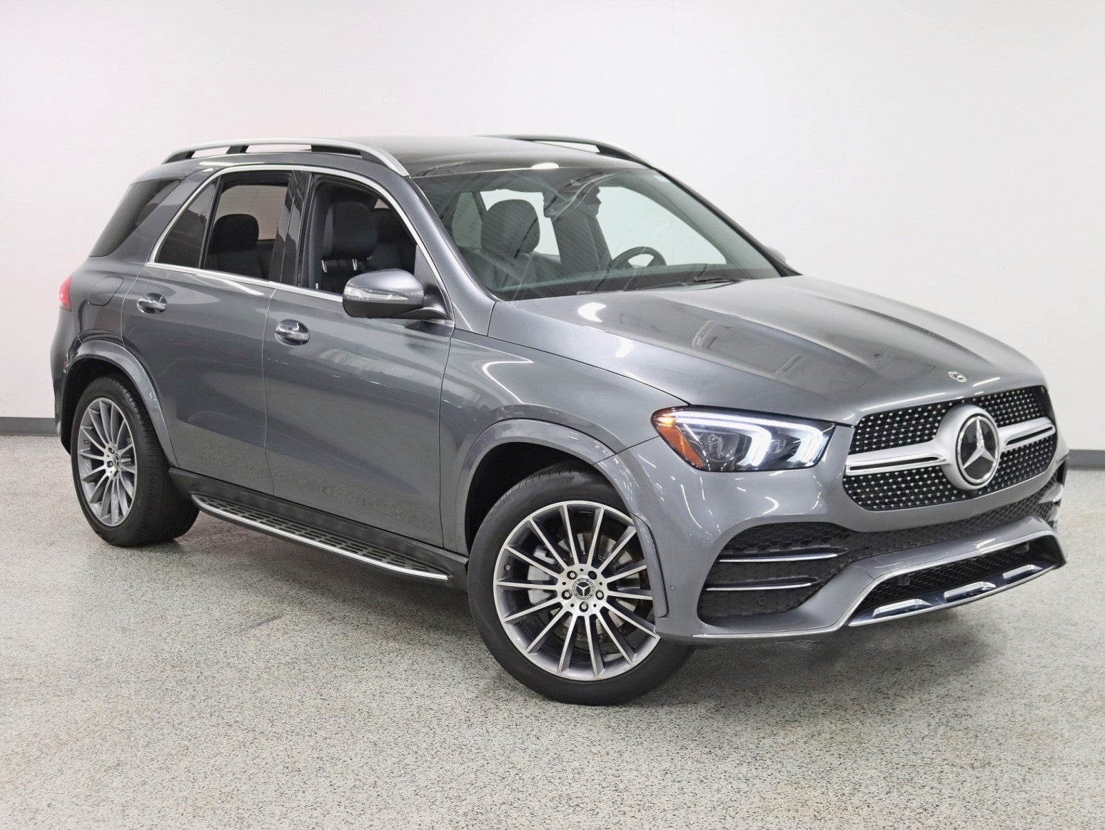 2021 Mercedes-Benz GLE 350 4MATIC® 2 Owner AMG® Line Premium Pkg Pano Running Boards Loaded