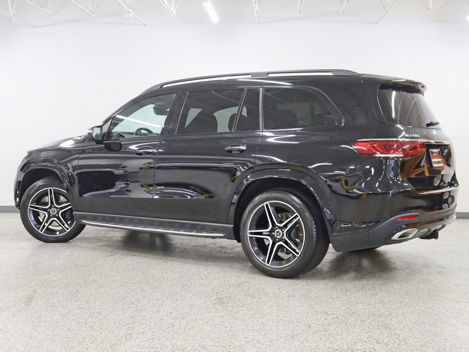 2021 Mercedes-Benz GLS 580 4MATIC® Rare V8 Driver Assist Pkg Night Pkg Pano Bucker Seats Fully Loaded