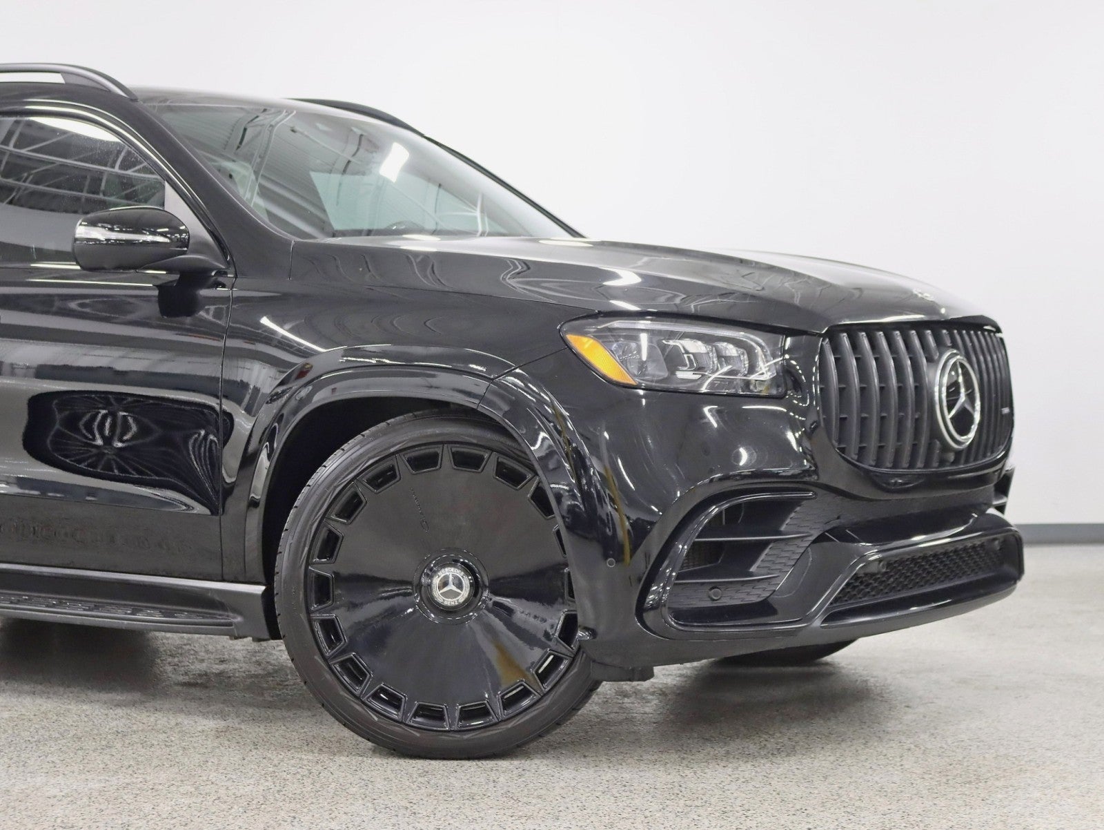 2021 Mercedes-Benz AMG® GLS 63 24in Giovanna Wheels Diamond Stitch Seats Bucket Seats AMG® Night Pkg MSRP Over $142k Loaded
