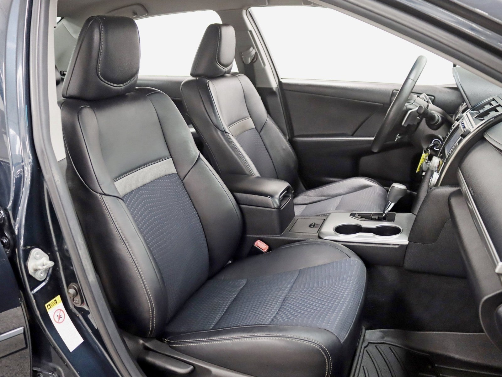 2014 Toyota Camry SE 1 Owner