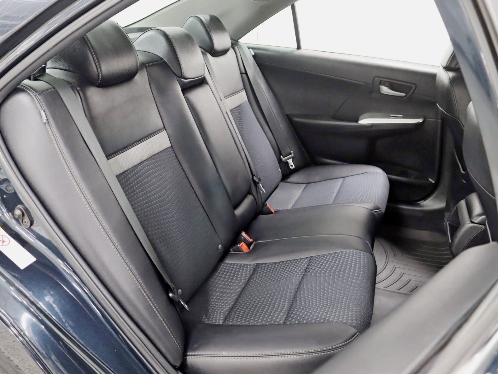 2014 Toyota Camry SE 1 Owner