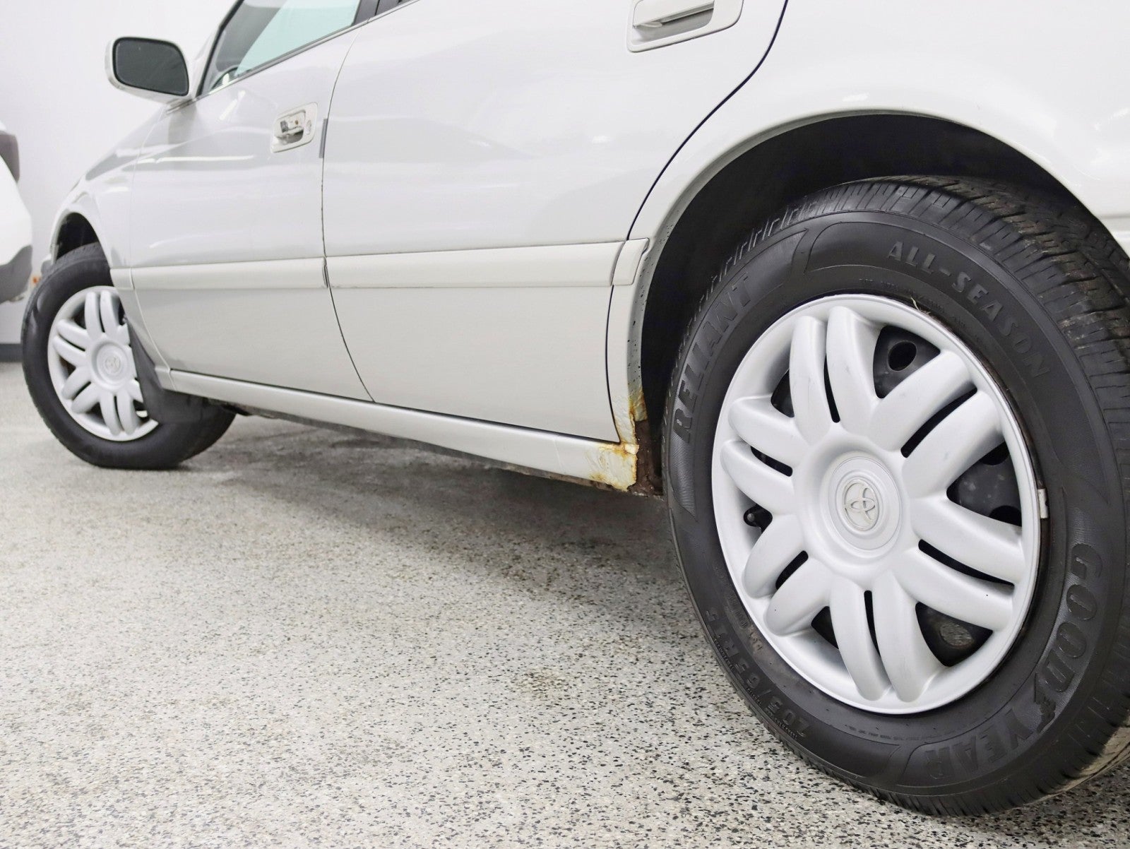 2001 Toyota Camry LE V6 Auto JBL Audio