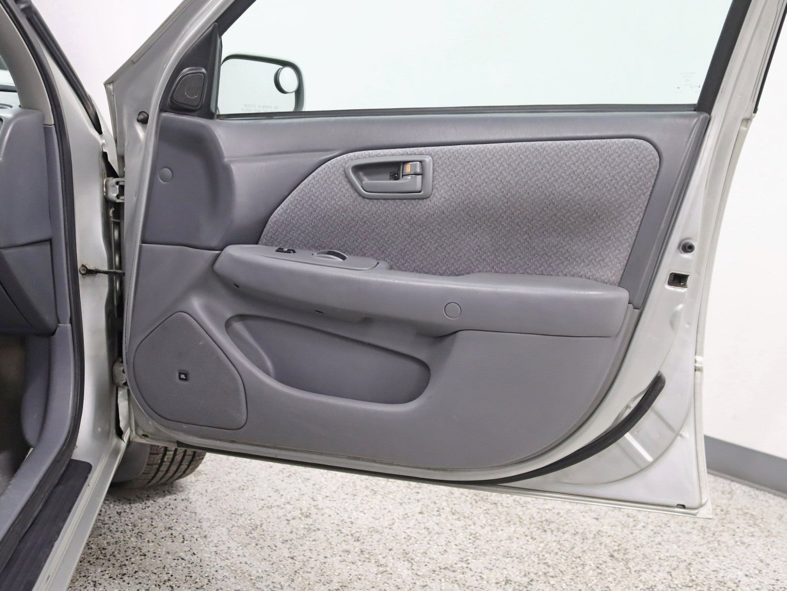 2001 Toyota Camry LE V6 Auto JBL Audio