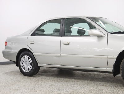 2001 Toyota Camry LE V6 Auto JBL Audio
